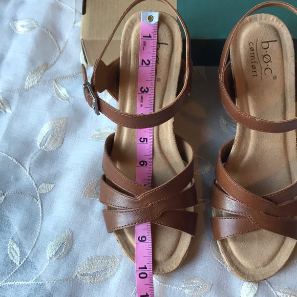 B.O.C Apple Cork Wedge Sandal - Picture 16 of 16
